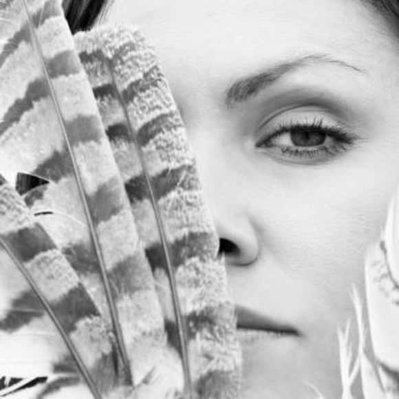 Meet your Posher, Kori - Picture 1 of 1